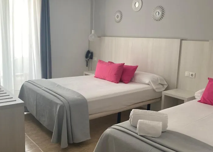 Solimar Hotel 3*