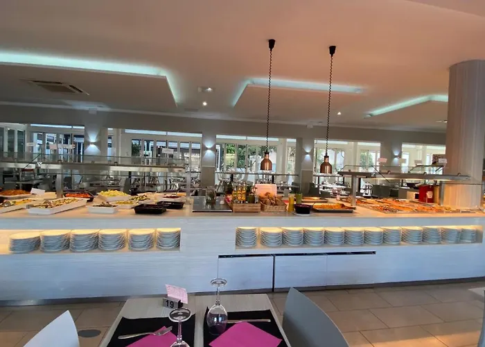 酒店 索利马尔公寓酒店 3*